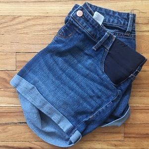 Old Navy Maternity side panel shorts